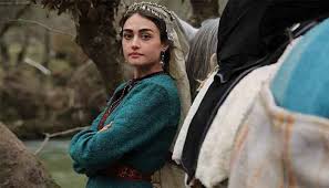 Esra bilgic became the national crush of pakistanis. Dirilis Ertugrul Actress Stuns In Latest Photoshoot