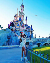 Jobs Fill Your Pocket Adventures Fill Your Soul Disneyland Paris Beautiful Photo Travel Goal Disneyland Photography Cute Disney Pictures Disney Paris