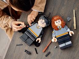 When we first meet hermione, harry and ron think she's super annoying. Harry Potter Hermione Granger 76393 Harry Potter Buy Online At The Official Lego Shop De