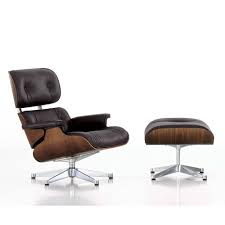 Sessel Lounge Chair In Nussbaum Chocolate Mit Ottoman Von Charles Und Ray Eames Stuhl Design Mobeldesign Sofa Design