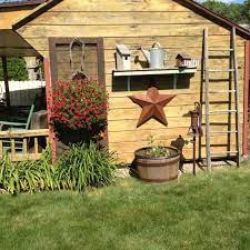 20 Country Garden Decoration Ideas Country Garden Decor Rustic Gardens Garden Decor