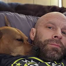 Bill Skarsgård will officially return as Pennywise in the 'IT' prequel  series 'WELCOME TO DERRY' 🎈