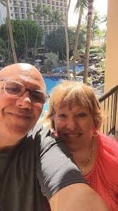 Elizabeth Farrow's Instagram, Twitter & Facebook