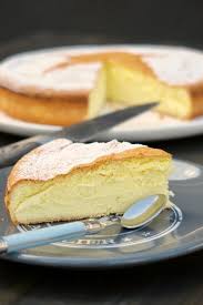 Gateau De Savoie Leger Et Moelleux Recette Dessert Gateau De Savoie Gateau Nature