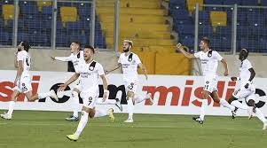 Fatih karagümrük spor kulübü hakkında öğrenmek istedikleriniz, resim, haberler, taraftarımız için içerik adına her şeyi websitemizde bulabilirsiniz. Super Lig E Yukselen Son Takim Fatih Karagumruk Oldu