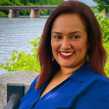 🏀Roger Weiland broadcasting live from the Pat Riley Center at SHS. Let's  pack the gym for tomorrow's triple header!