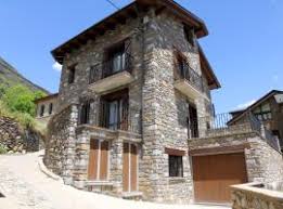 Siendo la iglesia visita obligada por su importancia cultural ya que se trata de una edificación de origen romano, donde podemos apreciar el buen estado de conservación en el que se encuentra. Las Mejores Casas Rurales De Valle De Benasque Espana Booking Com