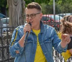 Właśnie ta uczestniczka wygrała mikołajkowe wydanie słynnego programu, którego gościem była grupa pectus. Szansa Na Sukces Szansa Na Kariere Mlodego Wokalisty Z Naszego Radio Opole