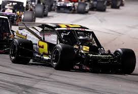 The nascar whelen modified and southern modified tour 2014 schedules were announced saturday afternoon during champions week in charlotte, north carolina. Opportunity Knocks Coby Answers For Nascar Whelen Modi Accesswdun Com