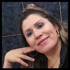 Esse carinha aqui é o Jupará. Esse cara tem um tamanho mediano em torno de  1m (incluindo a cauda) e pode pesar até 4,5kg. Possui hábitos noturnos e  durante o dia gosta