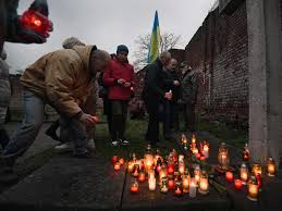Ukraine remembers a famine under Stalin ...