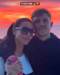 Schikking olcay heeft een schikking getroffen over. Lil Kleine Vast Op Ibiza Na Incident Met Jaimie Vaes Show Ed Nl