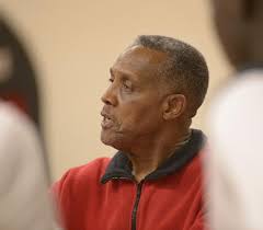 Catholic High does long-distance for win at Glen Oaks