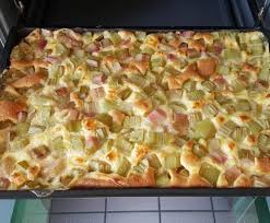 Rhabarber Vanille Kuchen Vom Blech Rezept Kuchen Rezepte Essen Und Trinken