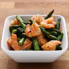 In a large sauté pan, heat olive oil. Shrimp And Asparagus Stir Fry Under 300 Calories Best Diabetic Recipes