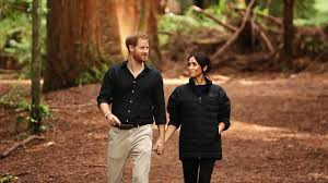 Prince harry and meghan, the duke and duchess of sussex, give an interview to oprah winfrey that aired on march 7, 2021. Harry Und Meghan Zwei Royals Steigen Aus Zdfmediathek