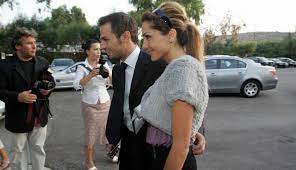 Ο ντέμης είναι ένας άνθρωπος που σε γοητεύει με. Zgns 6oclxyfbm