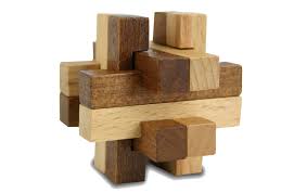 The snake cube puzzle is a chain of 27 cubes (3x3x3). True Genius Puzzle Collection Project Genius