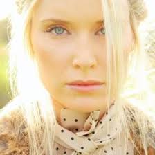 Lindsey Cameron Karavites (lindsey_cameron)