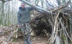 En quoi consiste le survivalisme ? Xavier 27 Ans Survivaliste Pas De Fin Du Monde Le 21 Decembre