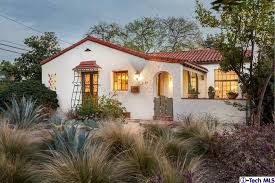 2130 Las Lunas St For Sale Pasadena Ca Trulia Spanish Style Homes Spanish Style Spanish House