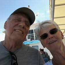 Angy Br4nk0 landed into a hangar for a check up. 🛬 His asthma needs more  medication, otherwise he is fine, no worries.