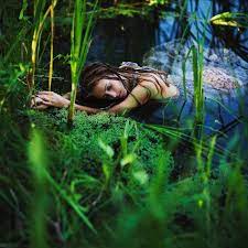 Amazing Underwater Photography By Elena Kalis Be Creative Underwater Photography Water Photography Fantasy Photography