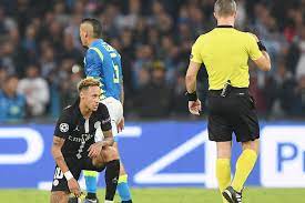 Jun 23, 2021 · dutch referee bjorn kuipers will be the man with the whistle for the game, accompanied by his assistants sander van roekel and erwin zeistra. Neymar Hits Out At Disrespectful Referee Bjorn Kuipers After Psg Napoli Draw Bleacher Report Latest News Videos And Highlights
