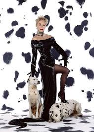 Cruella De Vil Costume 101 Dalmatians Or 102 Dalmatians I Love Black Anlove Glenn So Cute Absoluty Wonderful Love You Cruella Deville Cruella Glenn Close