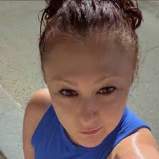 When you see another subie, you park beside that subie… subie gang!!