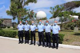 L'aeronautica militare è una delle quattro componenti delle forze armate ed ha come obiettivo quello di difesa dello spazio aereo nazionale. Aeronautica Militare Il Capo Di Stato Maggiore Visita La Base Di Licola Pupia Tv