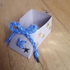 Haus aus papier basteln vorlagen dekoking diy. Nikolaus Schuhe Elbwichtel