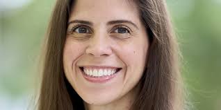 Karen Hjortsvang Lara • Southwestern University