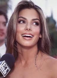 Sandra Bullock Beautiful Actress Famous incredible Female