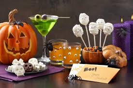 Simple And Spooky Ideas For The Ultimate Halloween Party Halloween Party Essentials Halloween Party Planning Spooky Halloween Party