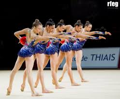 Gimnasia — (f) (intermedio) conjunto de ejercicios que mejoran la condición física y hacen el cuerpo más flexible ejemplos: La Gimnasia Ritmica El Deporte Olvidado Un Deporte Sin Repercusion