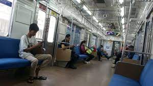 Maybe you would like to learn more about one of these? Ramai Video Penumpang Salat Subuh Di Gerbong Krl Kumparan Com