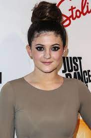 She starred in the e! See Kylie Jenner S Dramatic Beauty Evolution Kylie Jenner Photos Kylie Jenner Transformation Kylie Kristen Jenner