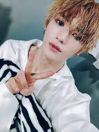 권나은 와 어떻게 저렇게 말랑콩떡갱얼쥐임. Taeyong Nct U Foto 41300497 Fanpop