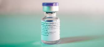 ¿la vacuna produce alguna reacción grave? La Oms Asegura 2000 Millones De Vacunas Contra El Covid 19 Para El Mecanismo Covax Se Avista El Final De La Pandemia Noticias Onu