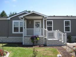 Modern double wide remodel mobile home living mp3 & mp4. Dede S Beautiful 1995 Double Wide Remodel Mobile Home Living Double Wide Remodel Mobile Home Exteriors Mobile Home Porch