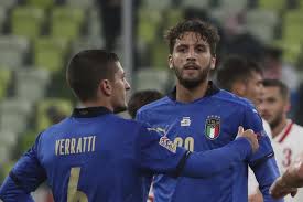 Jun 16, 2021 · esta italia da miedo de verdad. Locatelli O Verratti La Scelta Di Mancini Cambiera Tutta La Formazione Dell Italia