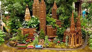 Holiday Train Show At Ny Botanical Gardens A Hit For Kids Dads