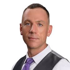 Edward Batchelder's Instagram, Twitter & Facebook