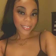 Sheila Starkey's Instagram, Twitter & Facebook