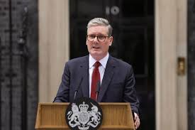 Keir Starmer firma accordi con Serbia, Macedonia e Kosovo per combattere il traffico di esseri umani