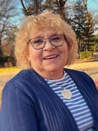 Jo Scherer's Instagram, Twitter & Facebook