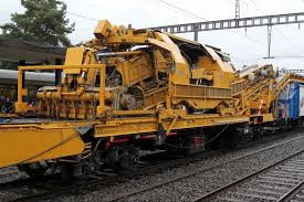 Unterbausanierungszug Puscal Ii Der Firma Scheuchzer S A Baumaschine Umbauzug Unterhalt Schienenunterhalt Am Bahnhof Bern Bumpliz Nord Bei Bern Im Kanton B Work Train Heavy Equipment Train