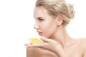 Como eliminar la grasa del rostro al instante, con este tratamiento completo y natural aqui les compartire un limpiador facial, un astringente natural, y una. Como Limpiar La Cara Con Limon 4 Pasos