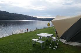 Camping Frymburk Aan Het Lipnomeer In Tsjechie Is Een Ideale Camping Voor Een Actieve Gezinsvakantie In Zuid Bohemen De Camping Is C Tsjechie Camping Vakantie